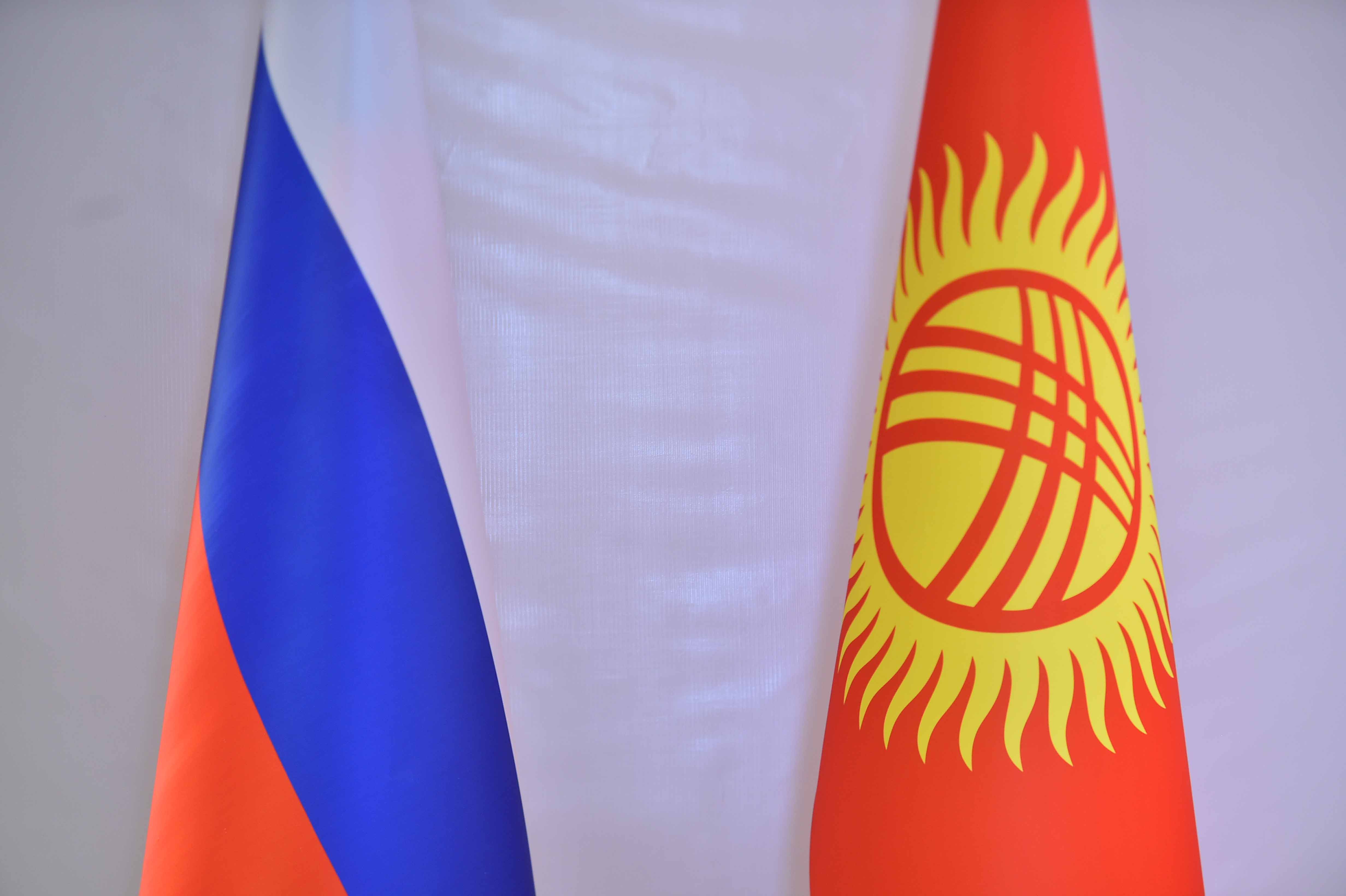 Kyrgyz-Russian leaders boost ties, focus on education and energy 